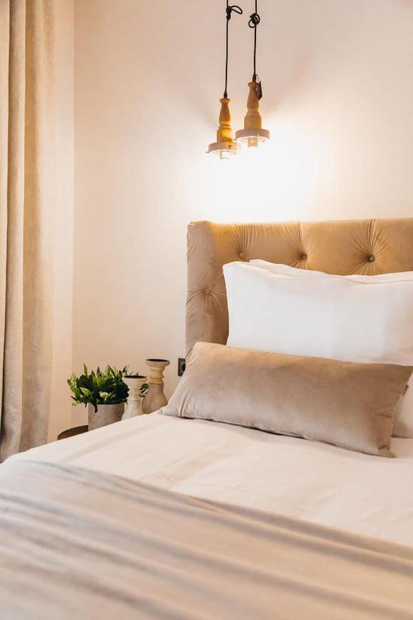Hotel The Berg'S 2 Ocna Mures Esterno foto